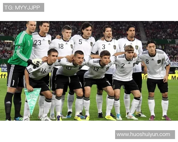 足球明星激情对决跑步比赛精彩瞬间尽显运动魅力与团队精神